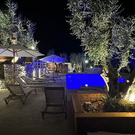 Village Valle D'Oro Aparthotel San Menaio Exterior photo